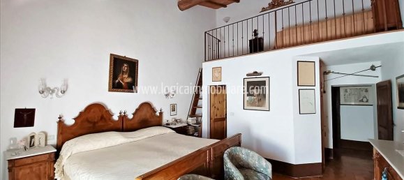 16 rooms House in Pienza, Italy No. 108662 13