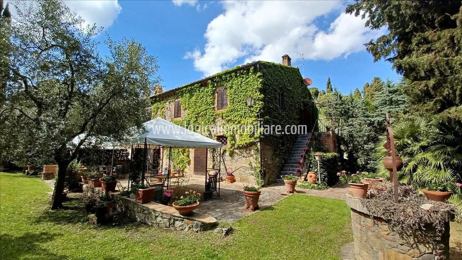16 rooms House in Pienza, Italy No. 108662