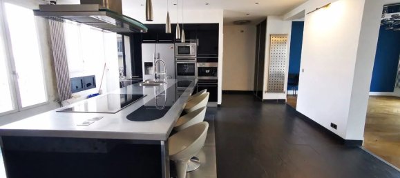 3 bedrooms Duplex in Paris, France No. 182665 22