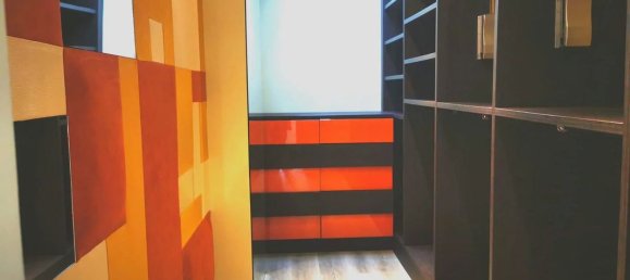 3 bedrooms Duplex in Paris, France No. 182665 10