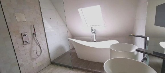 3 bedrooms Duplex in Paris, France No. 182665 26