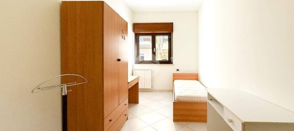 3 bedrooms Apartment in L'Aquila, Italy No. 293632 10