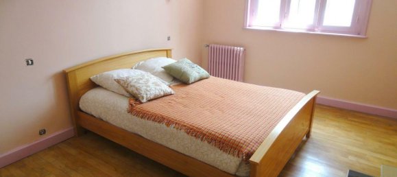 6 bedrooms House in Gourin, France No. 200354 9