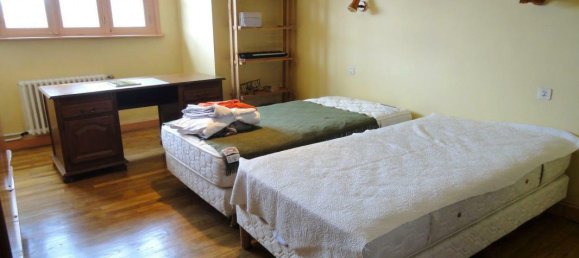 6 bedrooms House in Gourin, France No. 200354 11