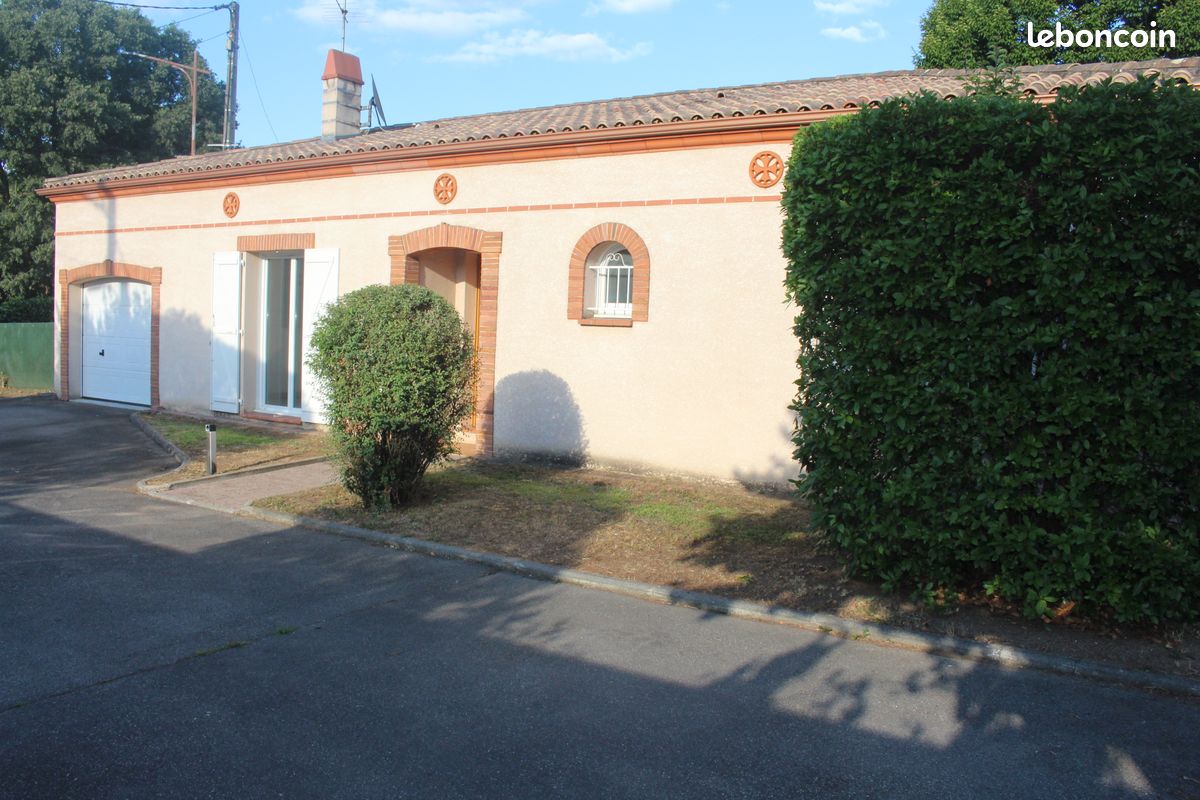 3 bedrooms House in Toulouse, France No. 290290