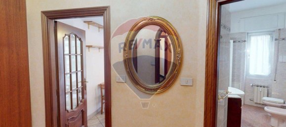 1 bedroom Apartment in Genoa, Italy No. 348008 8