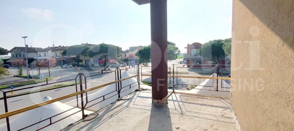 6 rooms Apartment in Porto Tolle, Italy No. 105153 5