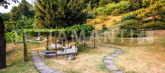 4 bedrooms Villa in Como, Italy No. 230374 36