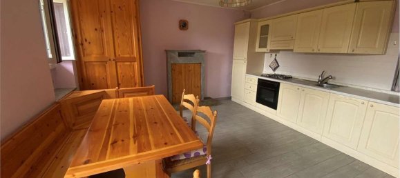 8 rooms House in Meina, Italy No. 43776 4