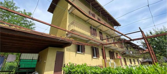 8 rooms House in Meina, Italy No. 43776 2