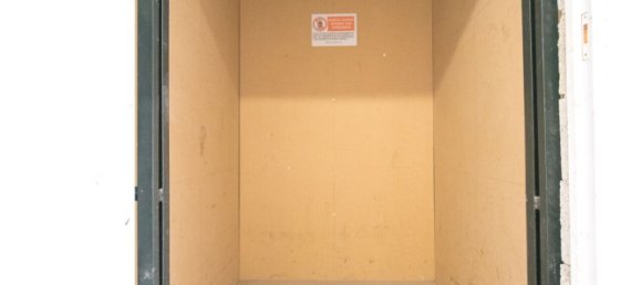  مرآب في Paulhan, France 371متر مربع رقم 320939 5