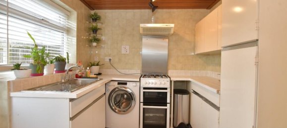 2 bedrooms Commercial property in Essex, United Kingdom No. 4157 5