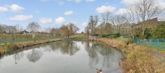 2 bedrooms Commercial property in Essex, United Kingdom No. 4157 4