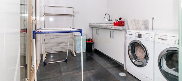 Дом с 5 спальнями в Масейра, Португалия № 144802 19