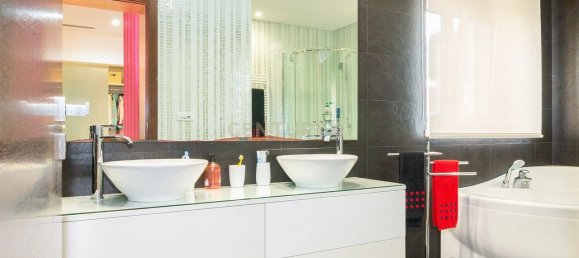 Дом с 5 спальнями в Масейра, Португалия № 144802 35