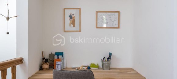 3 غرف نوم منزل في Noisy-le-Sec, France رقم 330685 9