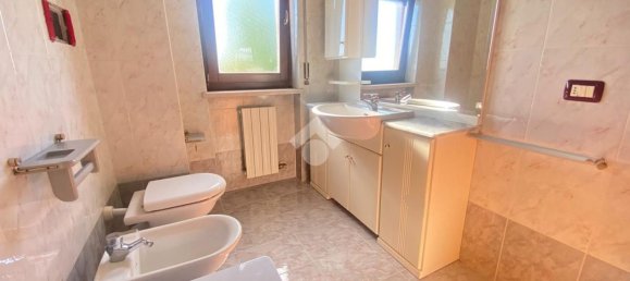 3 bedrooms Apartment in Verona, Italy No. 320184 15