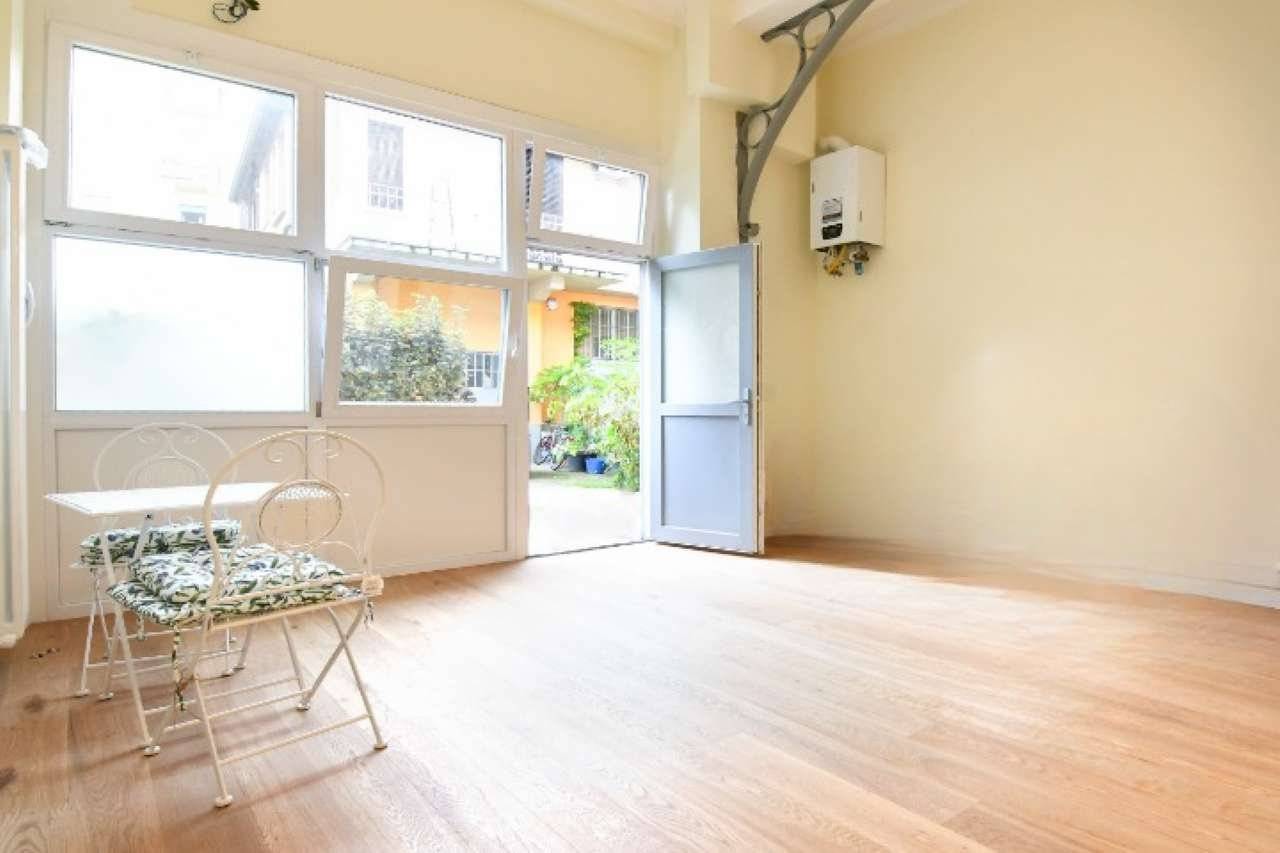 1 bedroom Apartment in Milan, Italy No. 341857