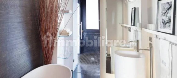 Квартира с 1 спальней в Милан, Италия № 377223 4