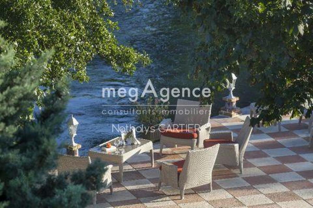 Büro in Dieppe, France 890m², Nr. 19326