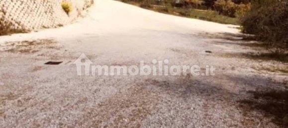 Склад с 3 комнатами в Филоттрано, Италия № 292025 3