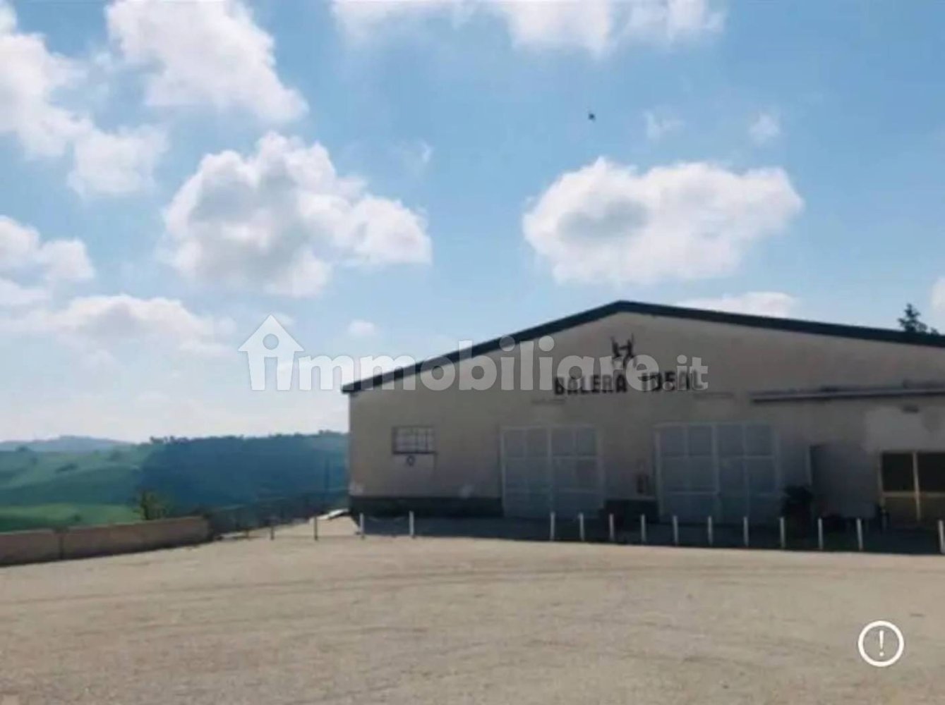 Склад с 3 комнатами в Филоттрано, Италия № 292025