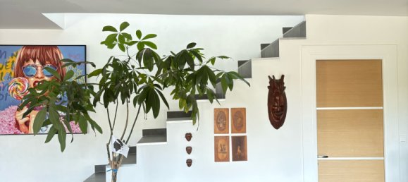 Villa de 4 dormitorios en Pietrosella, France No. 322500 3