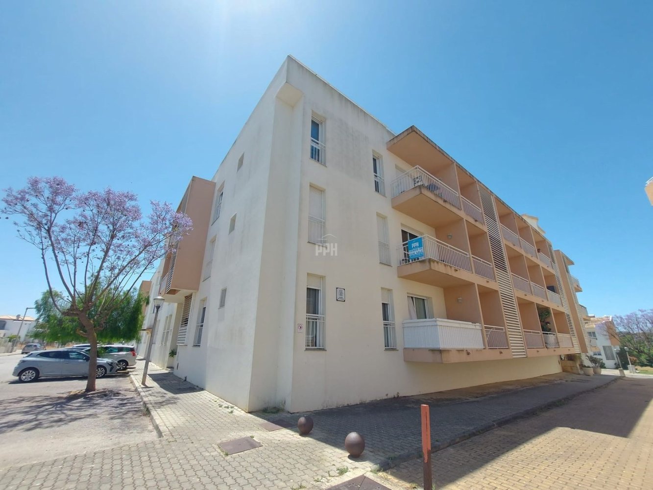 2 bedrooms Apartment in Quarteira, Portugal No. 335679