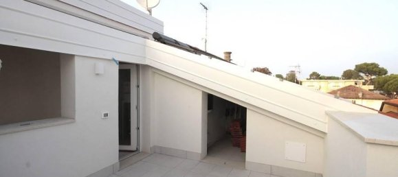 4 rooms Penthouse in Riccione, Italy No. 30857 11
