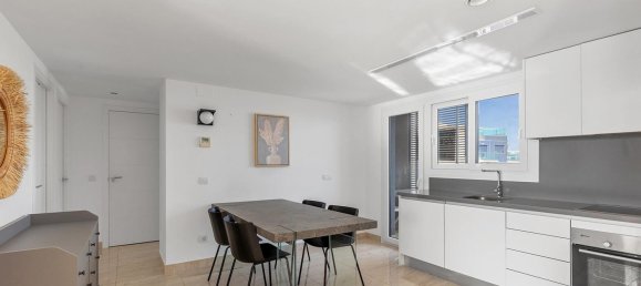 3 dormitorios ático en venta en Torrevieja, Alicante, Comunidad Valenciana, Spain № 365849 12