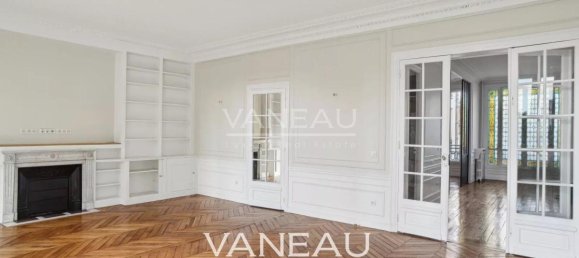 4 chambres Appartement à Paris, France No. 126079 6