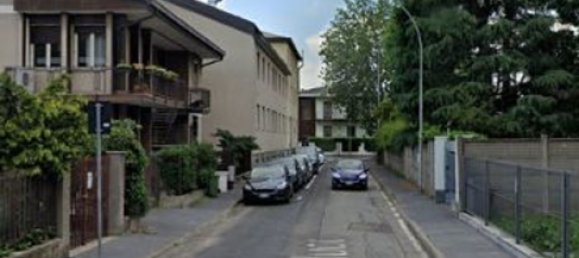 4 rooms Apartment in Trezzano sul Naviglio, Italy No. 6308 2