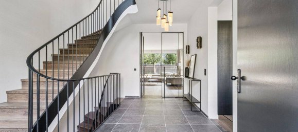 6 bedrooms Villa in Altona, Germany No. 341363 3