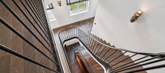 6 bedrooms Villa in Altona, Germany No. 341363 4