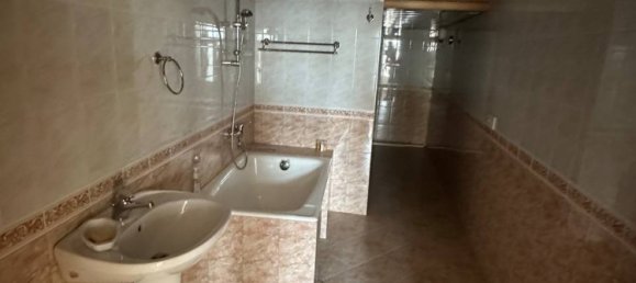 4 bedrooms Apartment in Nasimi, Azerbaijan No. 2334 13