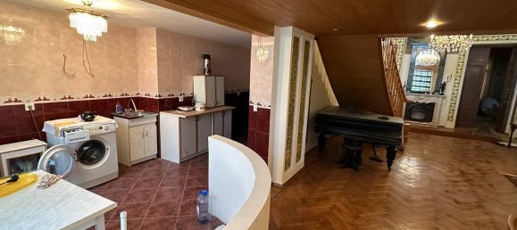 4 bedrooms Apartment in Nasimi, Azerbaijan No. 2334 5