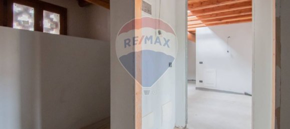 2 chambres Appartement à Provaglio d'Iseo, Italy No. 142873 11