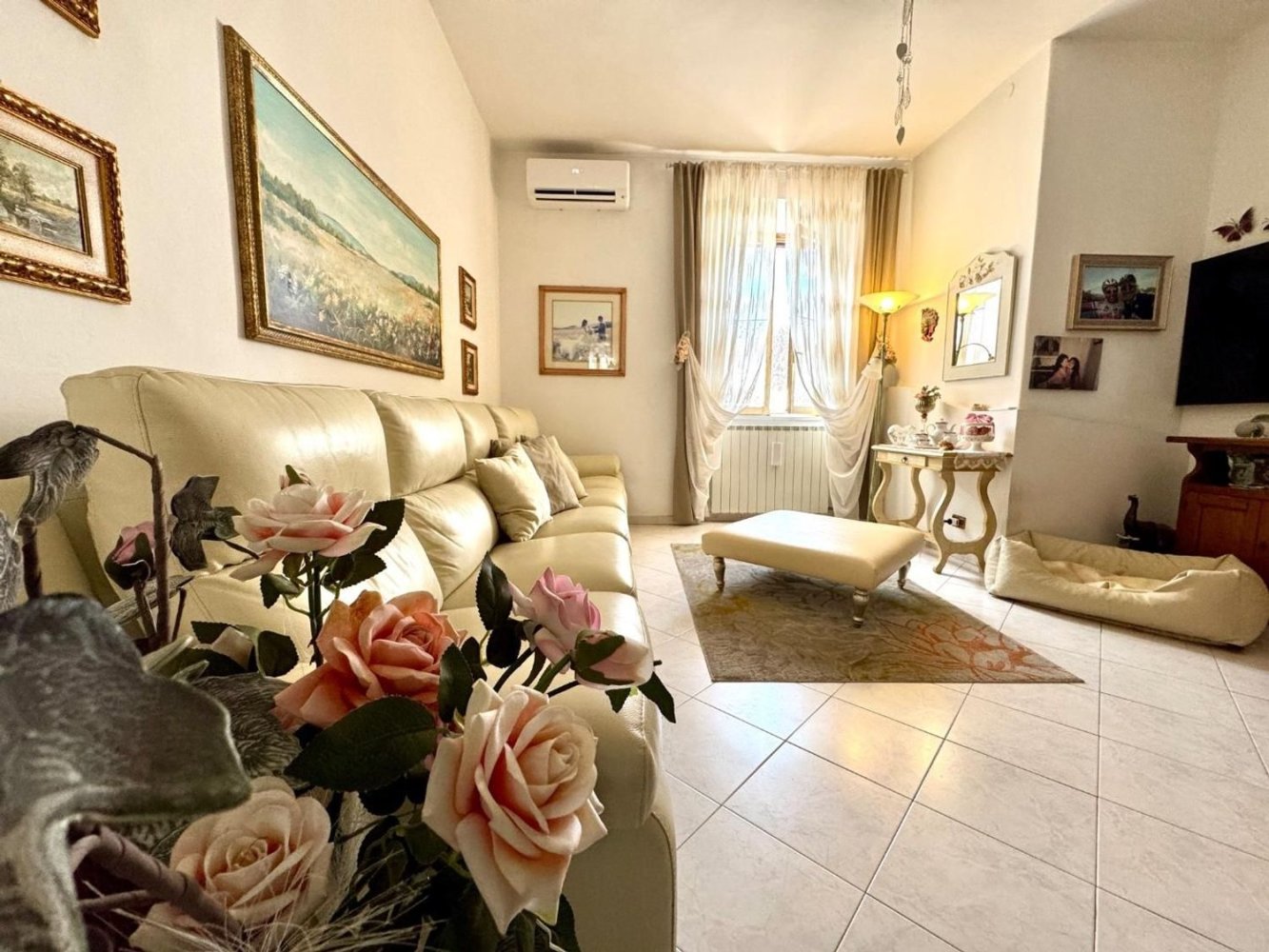 5 bedrooms Apartment in Pisa, Italy No. 329904