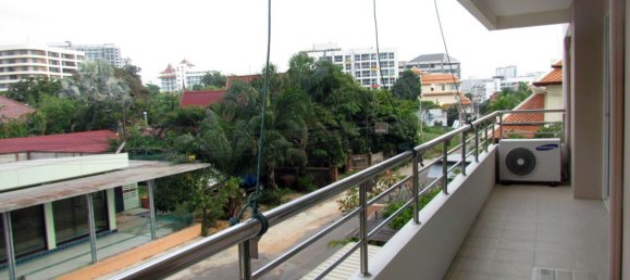2 bedrooms Condo in Pattaya, Thailand No. 700 16