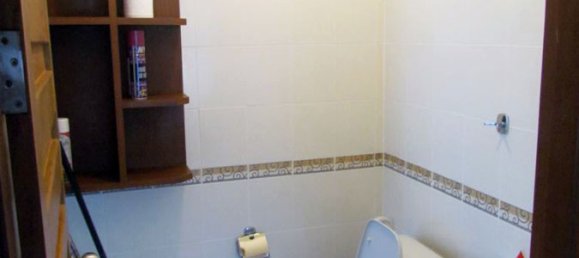 2 bedrooms Condo in Pattaya, Thailand No. 700 17