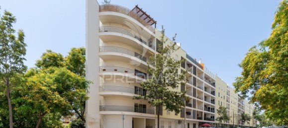 2 bedrooms Penthouse in Portimao, Portugal No. 275772 15