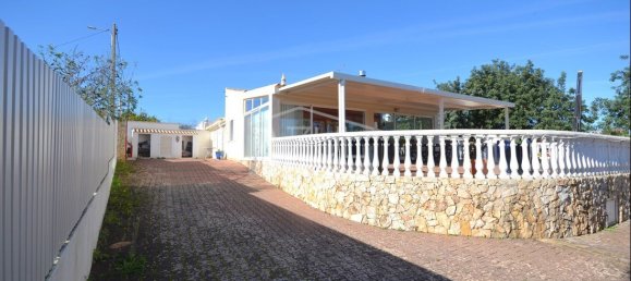 2 Schlafzimmer Villa in Loule, Portugal, Nr. 122783 8