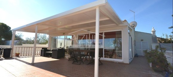 2 Schlafzimmer Villa in Loule, Portugal, Nr. 122783 9