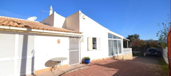 2 Schlafzimmer Villa in Loule, Portugal, Nr. 122783 11