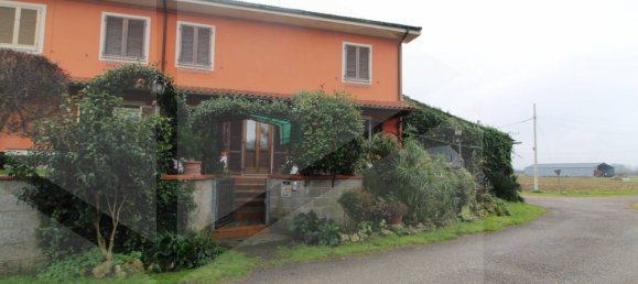 Casa de 5 habitaciónes en Montopoli in Val d'Arno, Italy No. 20527 2