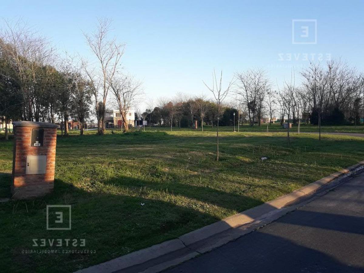  Land in Escobar, Argentina No. 116722