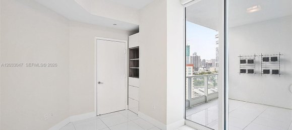 4 dormitorios propiedad comercial en alquiler en Miami, Miami-Dade, Florida, USA № 615247 5