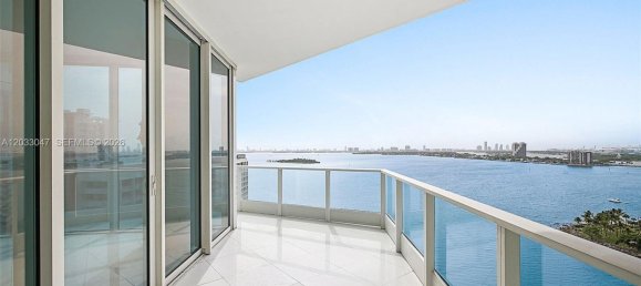 4 dormitorios propiedad comercial en alquiler en Miami, Miami-Dade, Florida, USA № 615247 9