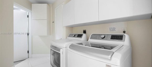 4 dormitorios propiedad comercial en alquiler en Miami, Miami-Dade, Florida, USA № 615247 2