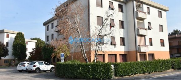 Apartamento de 2 dormitorios en Fabbrico, Italy No. 149822 24